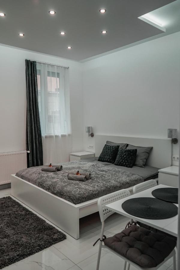 Luxury Pearl Residence Budapest Exterior photo